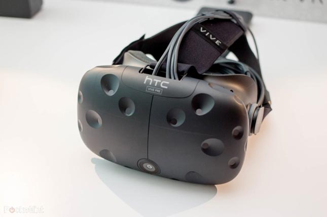 htc-vive-virtual-reality