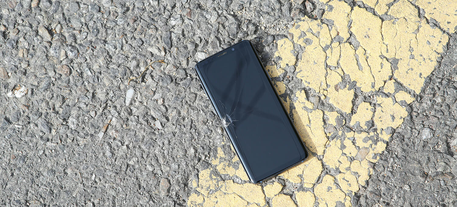 broken samsung phone